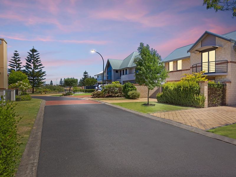 38 Marabank Loop, Bunbury
