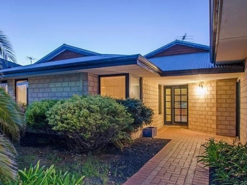 6 Willis Cove, Pelican Point
