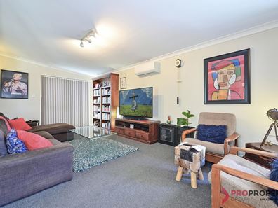 15 Farley Way, Bayswater WA 6053