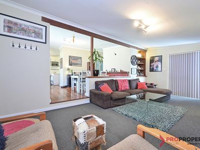 15 Farley Way, Bayswater WA 6053