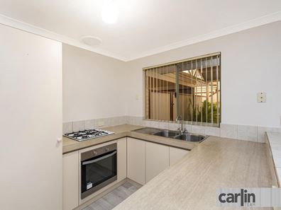 3/16 Hockin Street, Willagee WA 6156