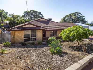 4 Aquarius Close, Falcon WA 6210
