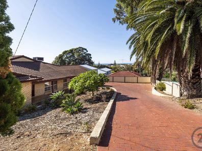 4 Aquarius Close, Falcon WA 6210