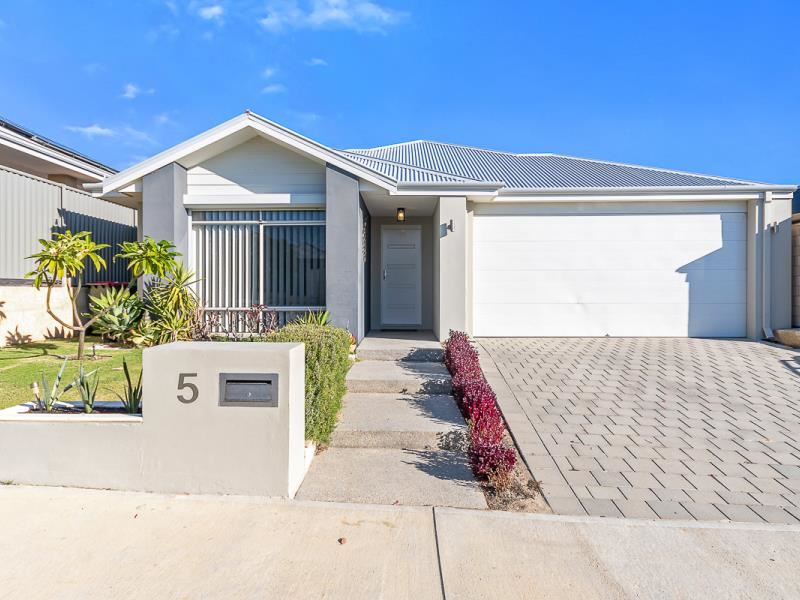 5 Celeste Street, Alkimos WA 6038