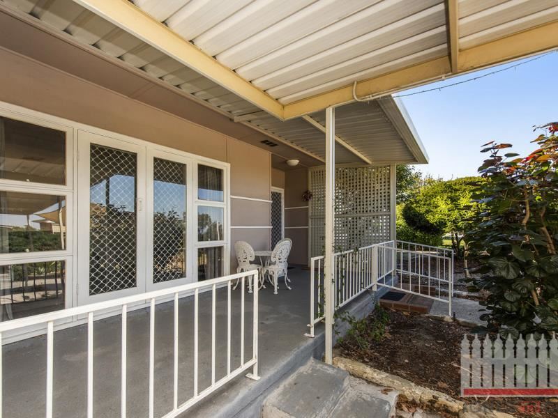 8 Hardy Road, Bassendean WA 6054