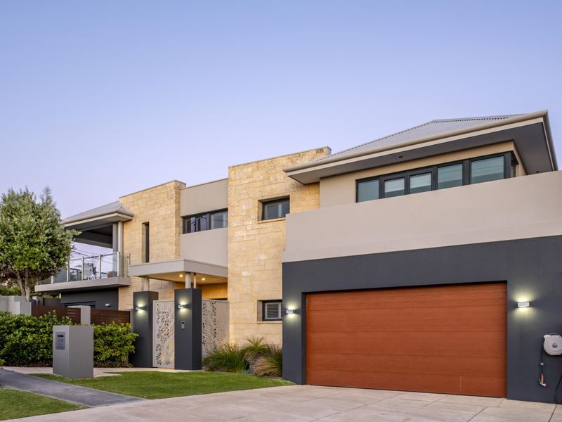 1 Flora Terrace, Watermans Bay