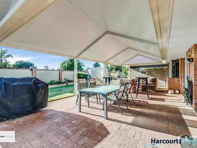 11 Larkspur Lane, Ballajura WA 6066