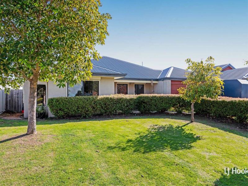 22 Coffs Bend, Secret Harbour