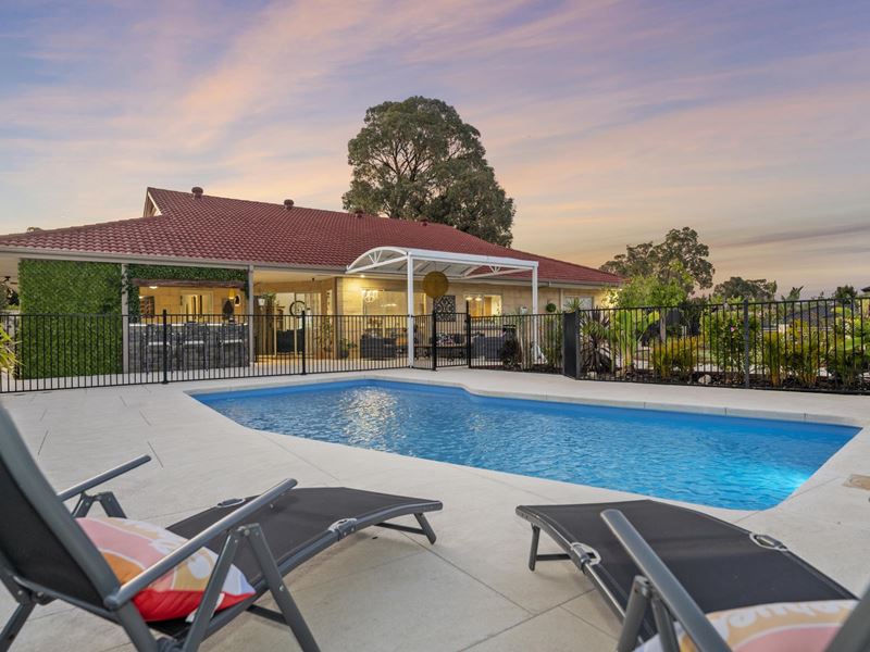 14 Bookara View, Lakelands