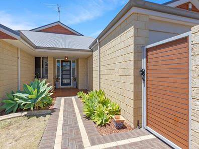 65 Seascapes Boulevard, Halls Head WA 6210