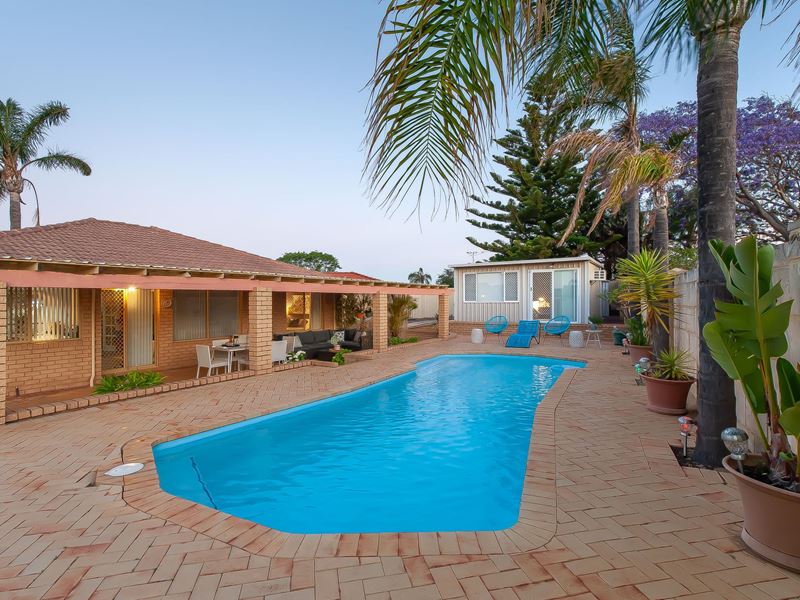 10 Millbrook Grove, Beldon