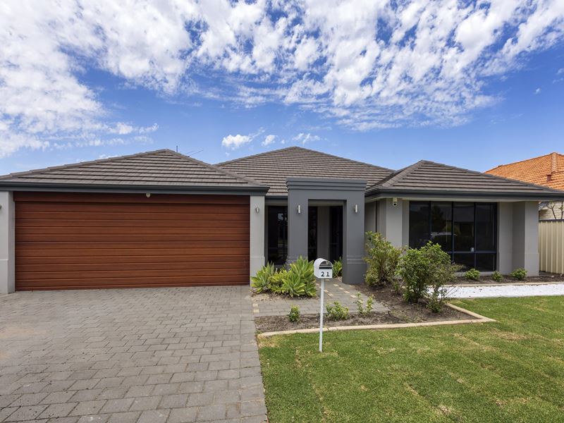 21 Savannah Circuit, Success WA 6164