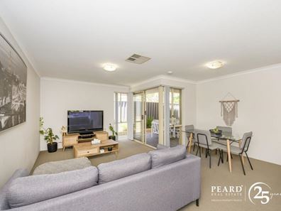 3/69 Wahroonga Way, Greenwood WA 6024