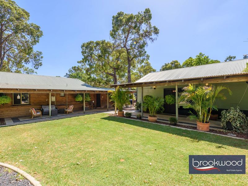 12 Hilltop Close, Mahogany Creek