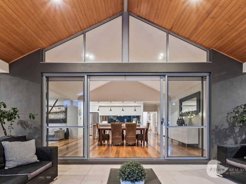 33 Carmen Circuit, The Vines