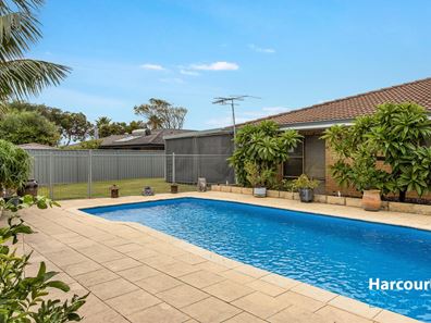 10 Tasman Place, Waikiki WA 6169