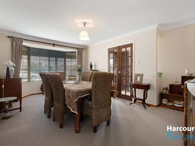 10 Tasman Place, Waikiki WA 6169