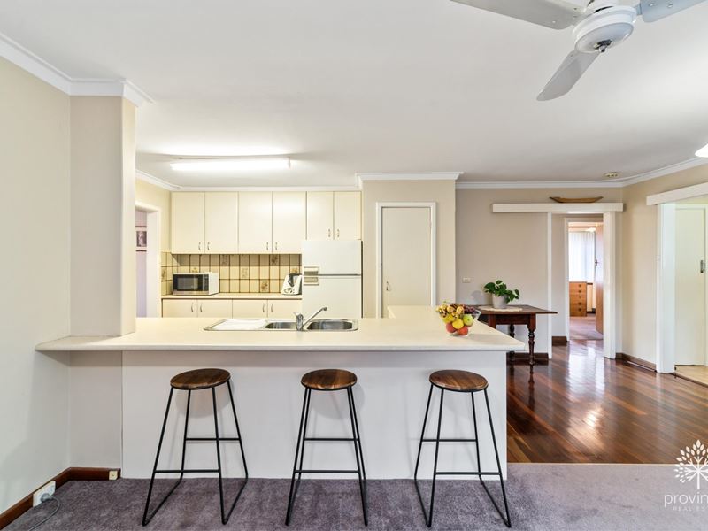 61 Cotherstone Road, Kalamunda