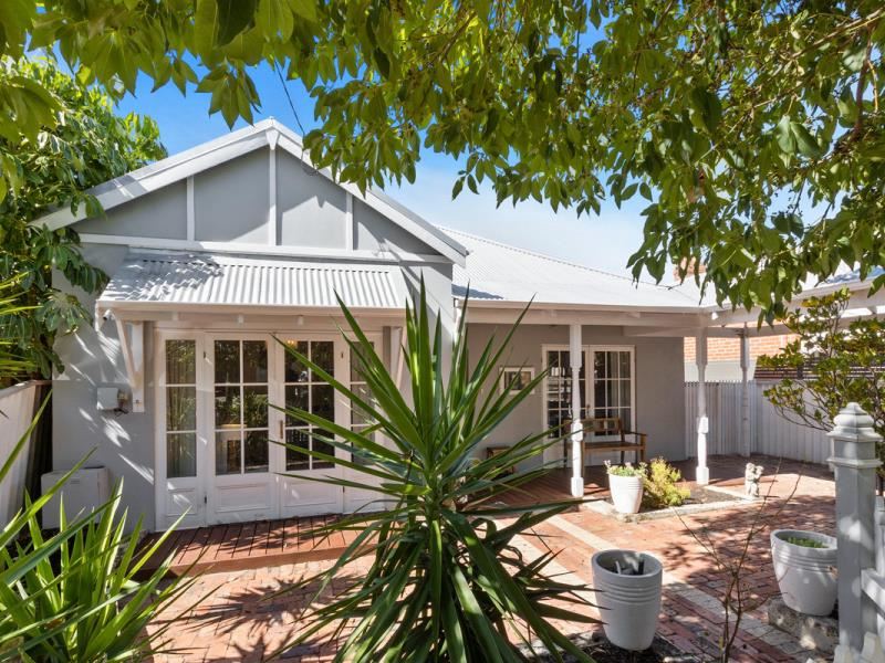 96 Shakespeare Street, Mount Hawthorn