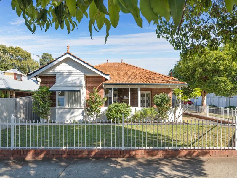 33 Clifton Street, Nedlands WA 6009