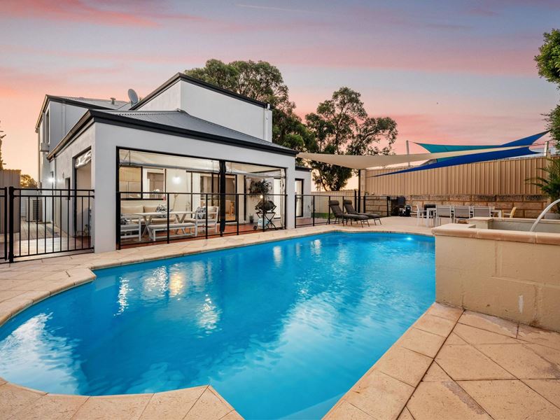 4 Minga Place, Lake Coogee