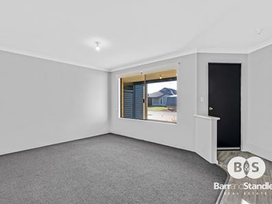 106 Barton Drive, Australind WA 6233