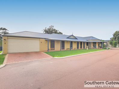 15 Warburton Court, Byford WA 6122