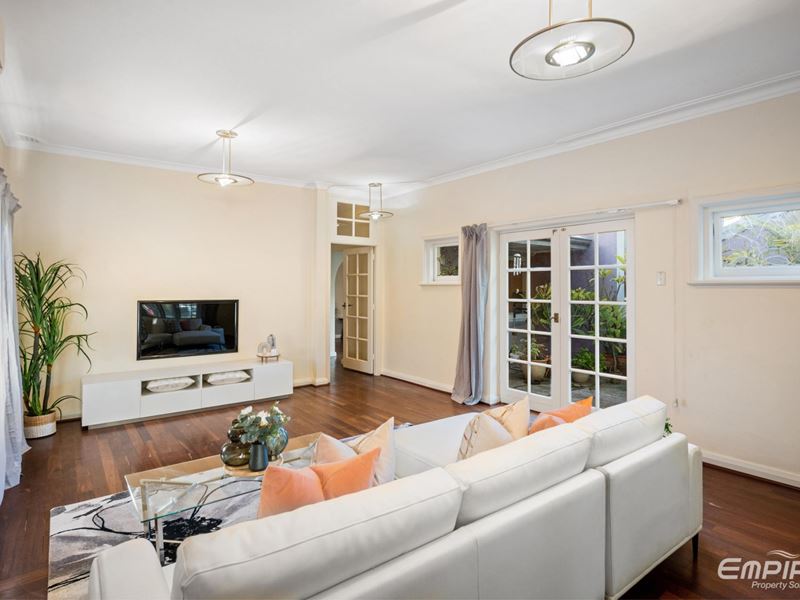 73 Swan Road, Attadale