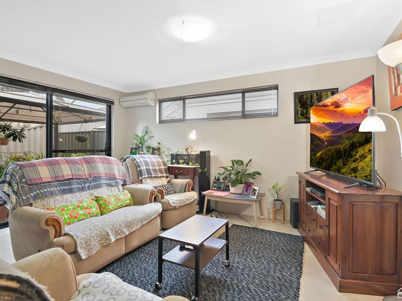 4/79 Seville Drive, Seville Grove