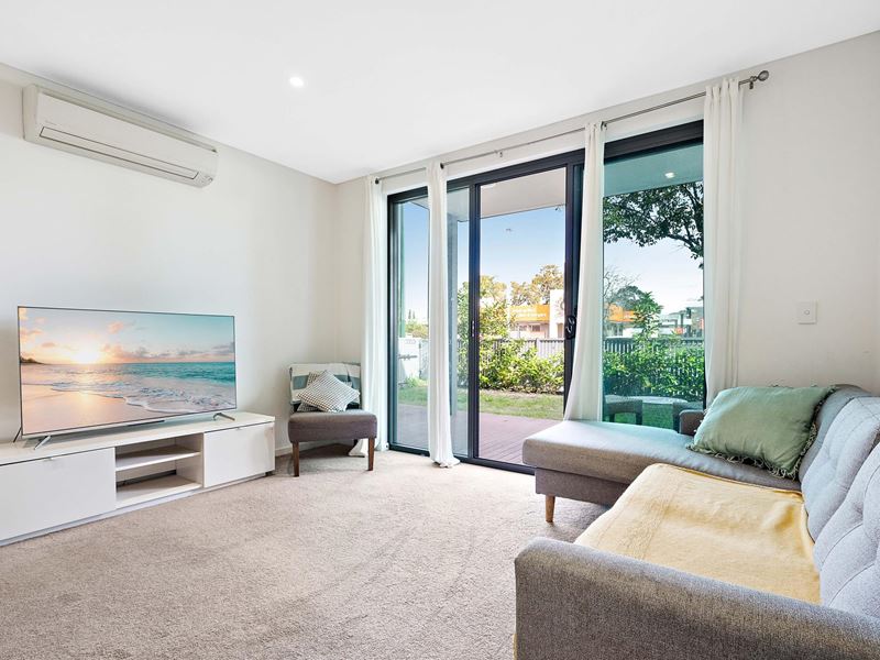 2/77 Armagh Street, Victoria Park