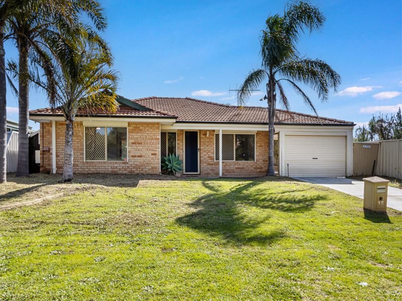 16 Pallarup Grove, Waikiki