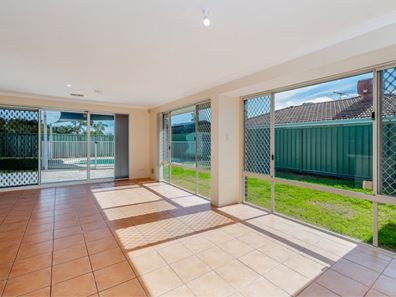 9 Primus  Place, Warnbro WA 6169