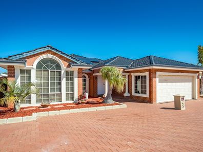 5 Savannah Way, Iluka WA 6028