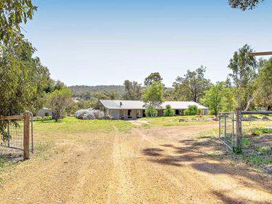 20 Cottage Court, Bakers Hill WA 6562