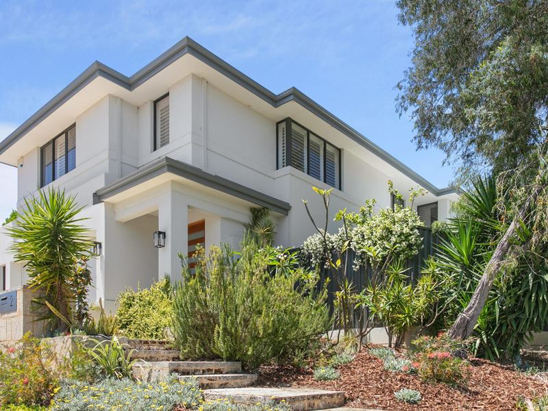 2 Tregonning Lane, Mosman Park