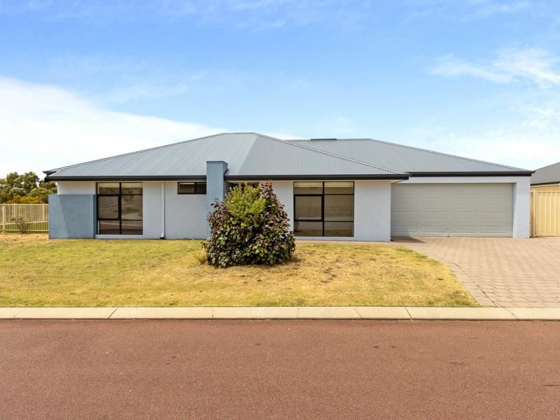 32 Hawley Way, Madora Bay