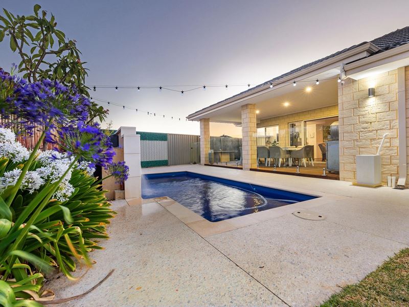 20 Medawar Loop, Piara Waters