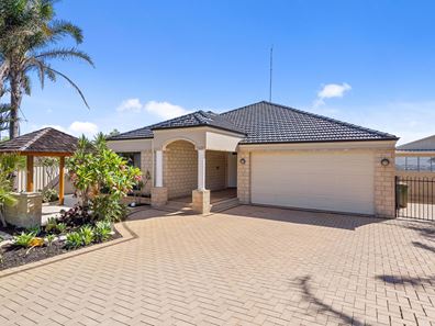 7 Nettle Place, Halls Head WA 6210