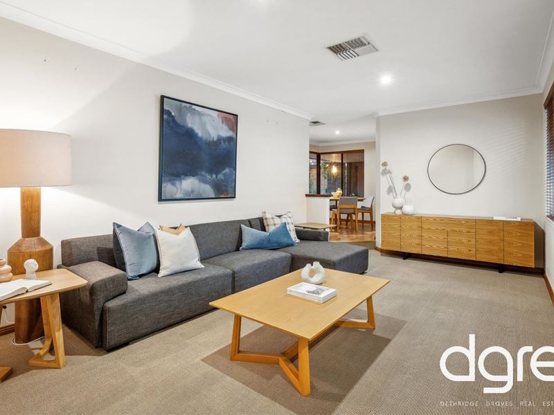 17 Underwood Grove, Kardinya