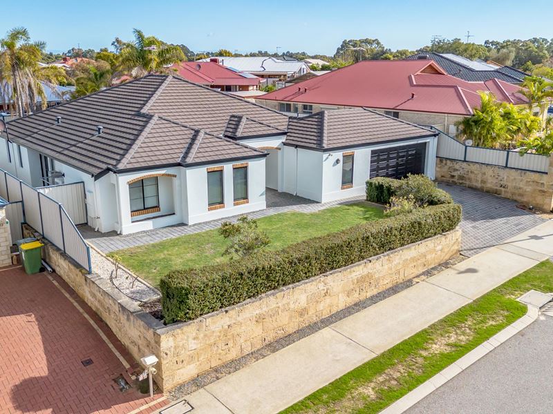 3 Portrush Parade, Meadow Springs