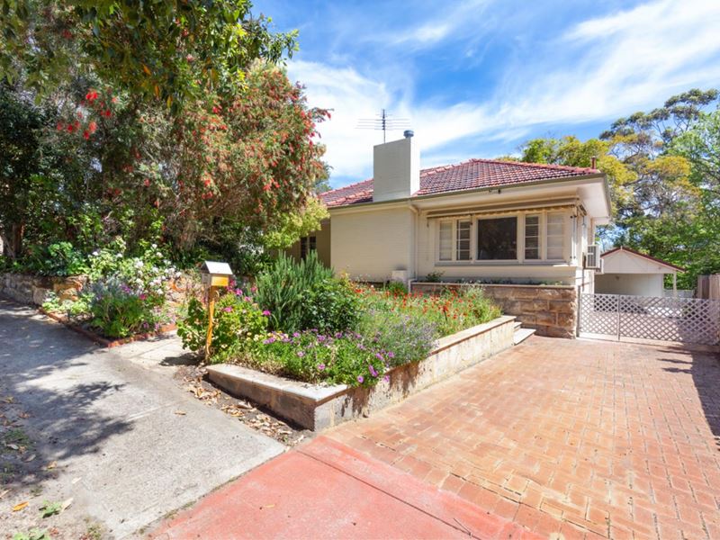 16 Robin Street, Menora