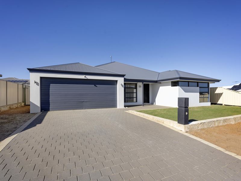 21 Windward Way, Drummond Cove