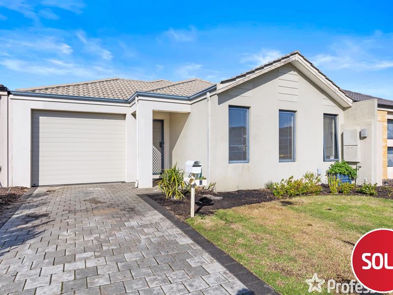 9 Meridian Way, Kwinana Town Centre