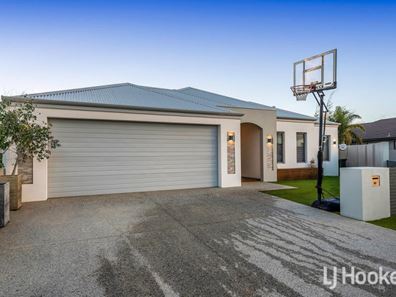 90 Cormorant Key, Wannanup WA 6210