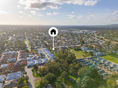 101 Lowanna Way, Armadale WA 6112