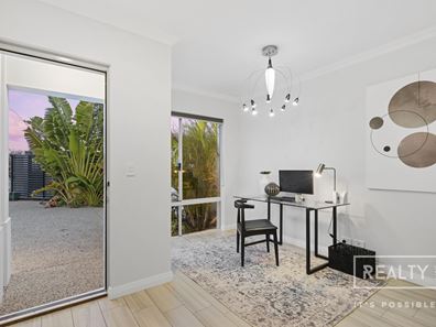 32 Scarborough Beach Road, North Perth WA 6006