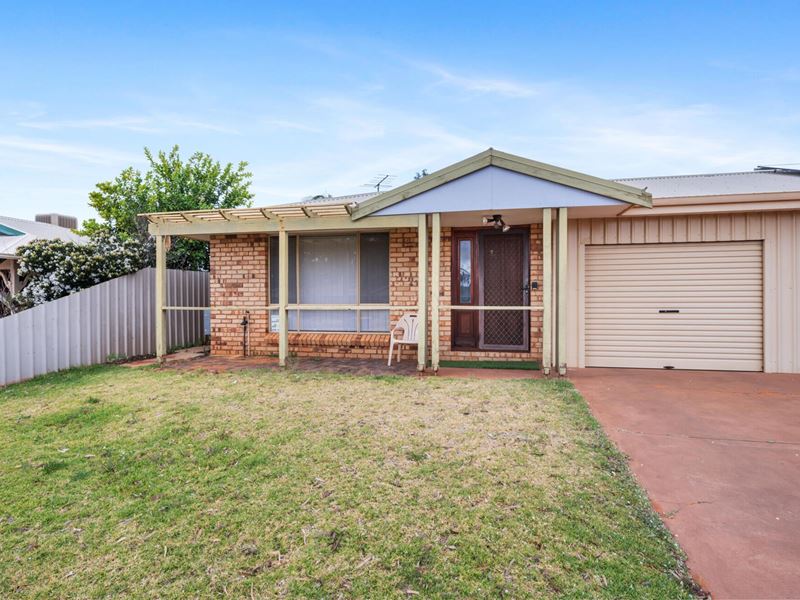 7A Burkett Drive, Hannans WA 6430