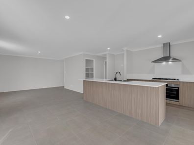 16 Sase Frontage, South Yunderup WA 6208