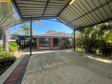 28 Oakfield Gardens, Parmelia WA 6167