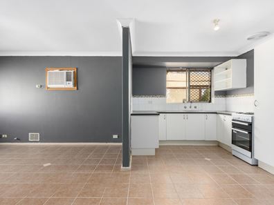 34 Blackadder Road, Swan View WA 6056